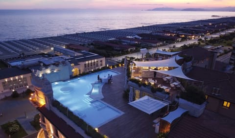 Rooftop terrace