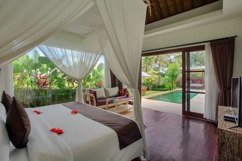Deluxe Two bedroom villa with private pool | Premium bedding, minibar, in-room safe, desk
