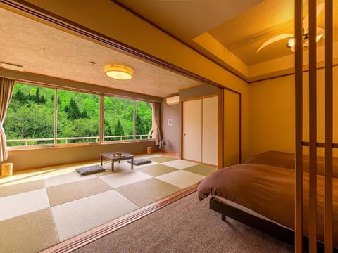 Superior Japanese Western Style Room without Bath, Non-Smoking | In-room safe, desk, free WiFi