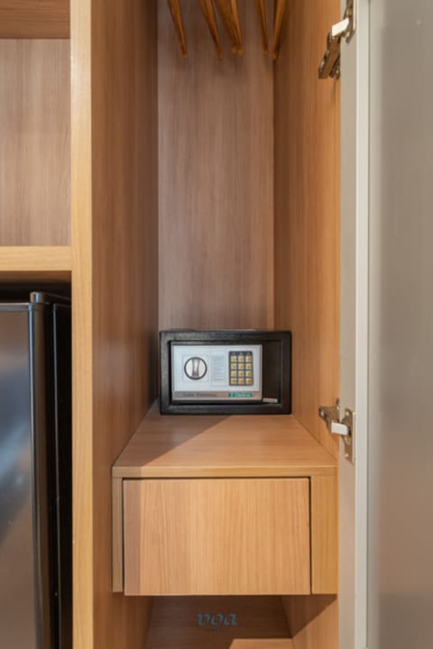 1 bedroom, minibar, blackout drapes, free WiFi