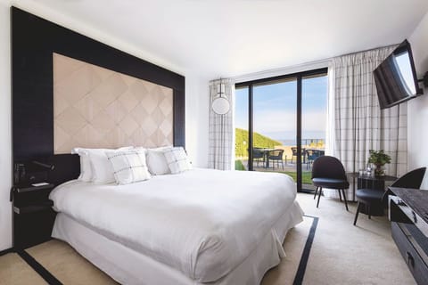 Classic Room Ground Floor Sea Side | Premium bedding, pillowtop beds, free minibar, in-room safe