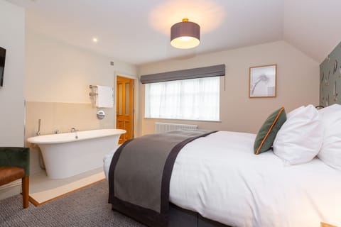 Double Room - Category 'Top Notch' | Individually decorated, desk, iron/ironing board, free WiFi