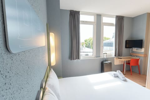 Double Room | Free cribs/infant beds, free WiFi, bed sheets