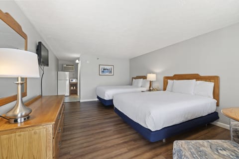 Deluxe Room, 2 Queen Beds | Individually decorated, individually furnished, iron/ironing board