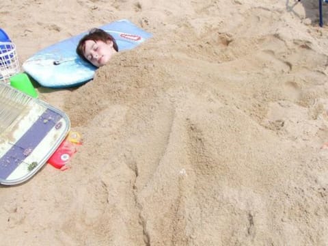 Beach nearby, beach towels