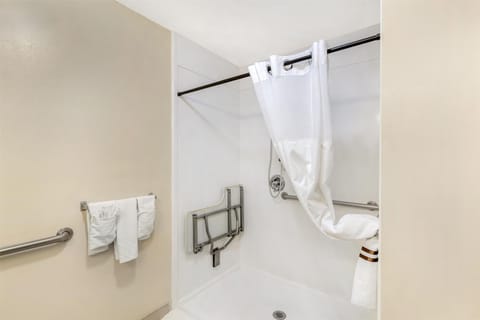 Standard Room, 2 Queen Beds, Accessible, Non Smoking | Bathroom | Combined shower/tub, deep soaking tub, hydromassage showerhead