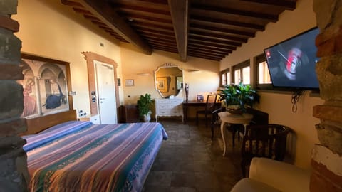 Double Room (Vogue) | Minibar, in-room safe, desk, blackout drapes