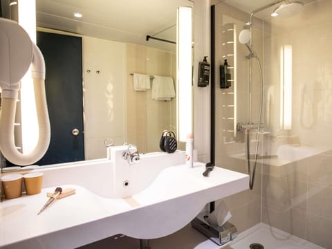 Standard Triple Room, 2 Double Beds | Desk, blackout drapes, soundproofing, iron/ironing board