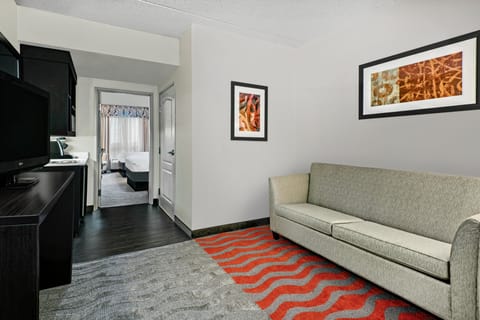 Suite, 1 Bedroom | In-room safe, desk, iron/ironing board, free cribs/infant beds