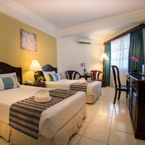 Terrace Quad Garden | In-room safe, desk, iron/ironing board, free WiFi