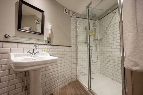 Double Room | Bathroom | Hair dryer, towels