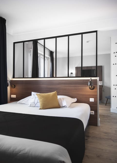 Suite | Soundproofing, free WiFi