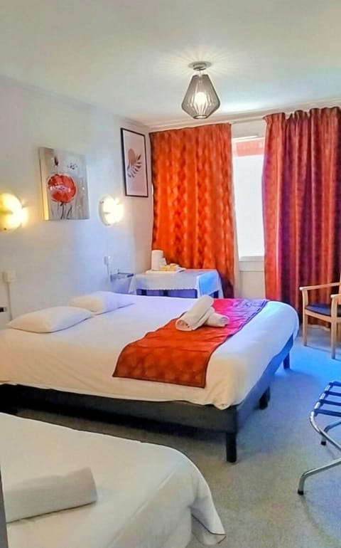 Select Comfort beds, iron/ironing board, free WiFi
