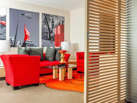 Premium bedding, pillowtop beds, minibar, in-room safe