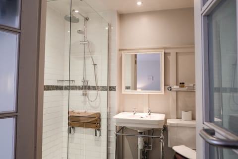 Room (Indulgence) | Bathroom | Free toiletries, hair dryer, towels