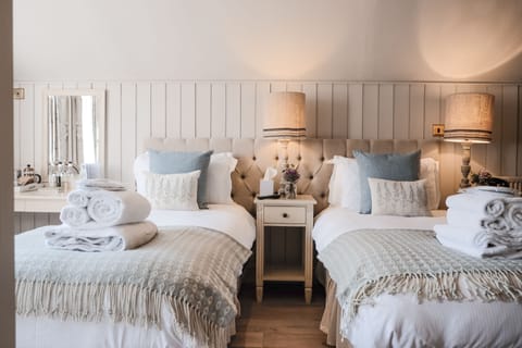 Room (Indulgence) | 1 bedroom, premium bedding, individually decorated, iron/ironing board