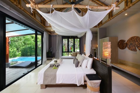 Pool Villa | Premium bedding, minibar, in-room safe, blackout drapes