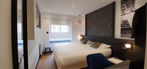 Standard Room | Premium bedding, in-room safe, desk, blackout drapes