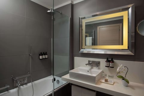 Shower, eco-friendly toiletries, hair dryer, bidet