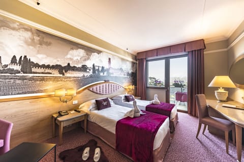 Double or Twin Room, Park View - Hotel | Premium bedding, minibar, in-room safe, desk