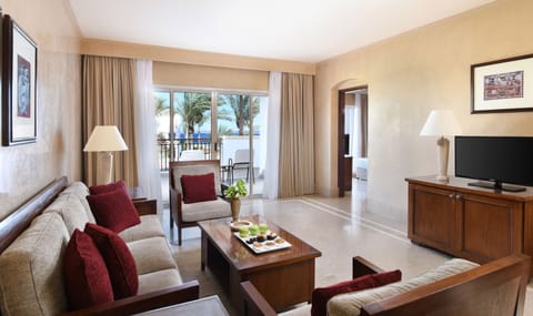 Junior Suite, 1 Queen Bed, Sea View | Minibar, in-room safe, blackout drapes, iron/ironing board