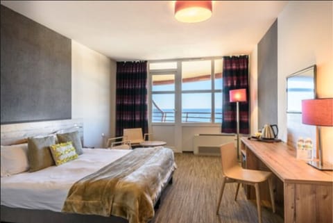 Premium Room, Non Smoking, Ocean View | Premium bedding, in-room safe, desk, blackout drapes