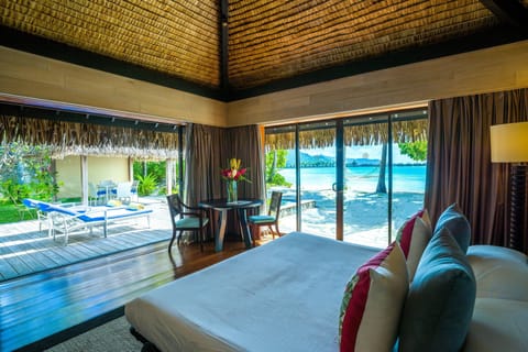 Villa, 1 King Bed with Sofa bed, Lagoon View, Beachside | Premium bedding, down comforters, minibar, in-room safe