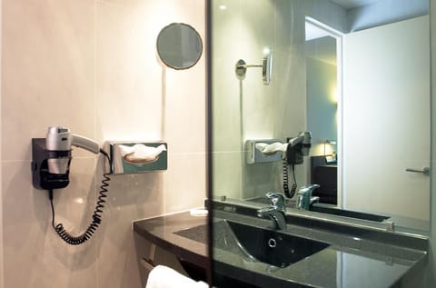Free toiletries, hair dryer, towels