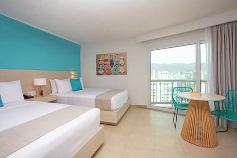 Confort Double Partial Ocean View | In-room safe, blackout drapes, iron/ironing board, free WiFi