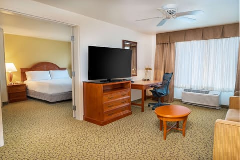 Room, 1 King Bed, Accessible | Down comforters, pillowtop beds, in-room safe, desk