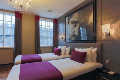 Superior Double or Twin Room | Egyptian cotton sheets, minibar, in-room safe, desk