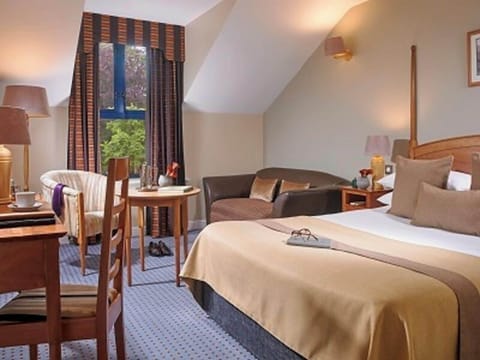 Double Room | Premium bedding, desk, laptop workspace, free WiFi