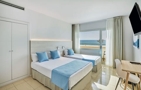 Deluxe Triple Room, Balcony, Sea View | Desk, free WiFi, bed sheets