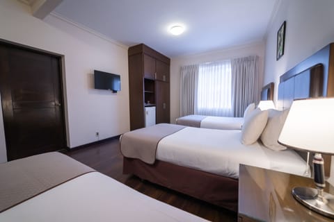 Triple Room | Premium bedding, down comforters, pillowtop beds, minibar