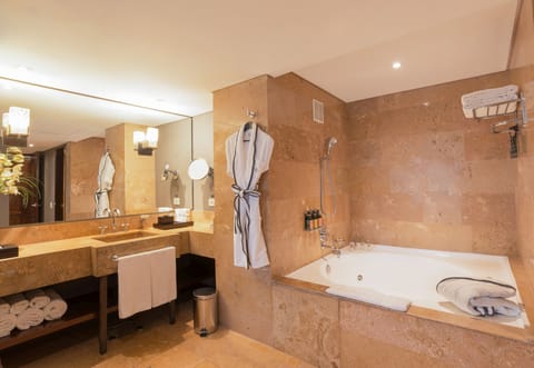 Junior Suite, 1 King Bed | Bathroom | Shower, designer toiletries, hair dryer, bathrobes