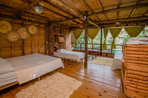 Traditional Tree House | In-room safe, individually decorated, individually furnished