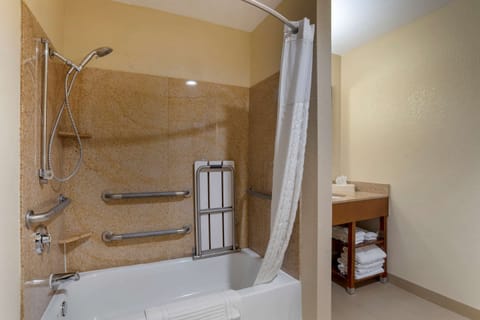 Suite, 1 King Bed, Accessible, Non Smoking | Bathroom | Combined shower/tub, hair dryer, towels