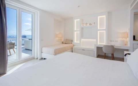 Suite, Terrace, Sea View | Premium bedding, minibar, in-room safe, individually furnished