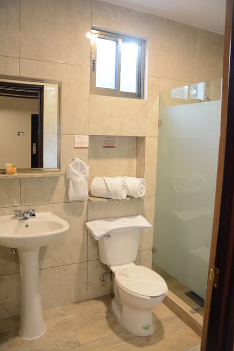 Suite, 1 Bedroom (Master) | In-room safe, free WiFi, wheelchair access