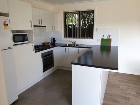 Standard Villa, Multiple Beds, Non Smoking, Kitchen (Walk-in Shower) | Private kitchenette | Mini-fridge, microwave, coffee/tea maker, electric kettle