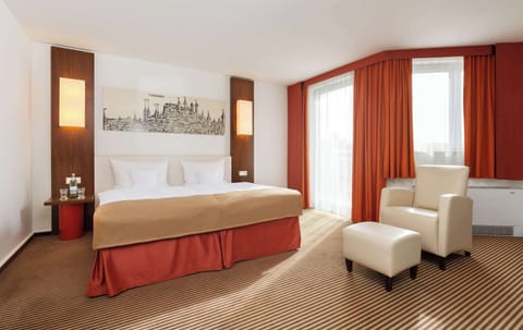 Junior Suite, 1 Double Bed, Balcony | Room amenity