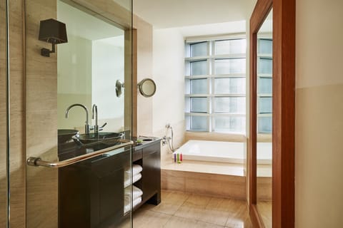 Double Room with Jacuzzi | Bathroom | Rainfall showerhead, designer toiletries, hair dryer, bathrobes