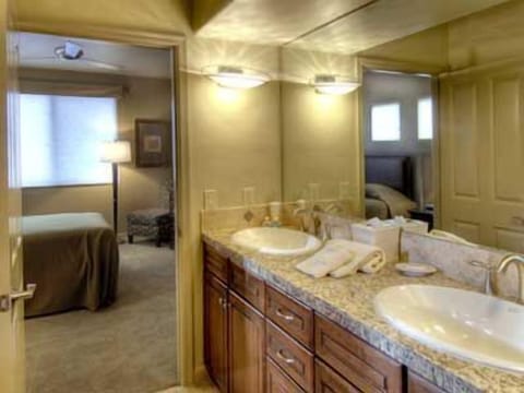 Condo, 2 Bedrooms | Bathroom sink