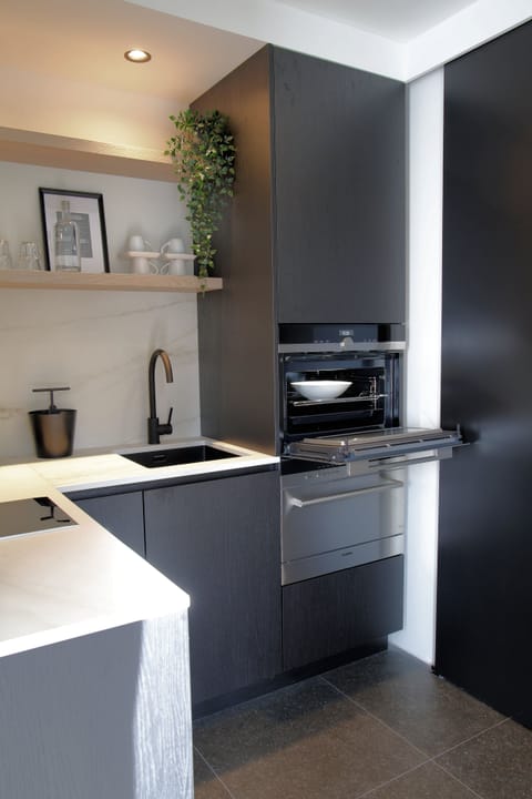 Premium Studio | Private kitchen | Espresso maker, coffee/tea maker, electric kettle