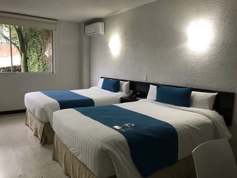 Executive Room, 1 Bedroom | Premium bedding, in-room safe, desk, free WiFi