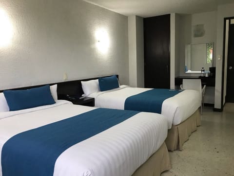 Executive Room, 1 Bedroom | Premium bedding, in-room safe, desk, free WiFi