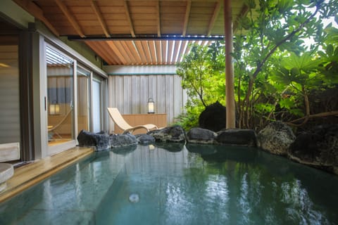 Yaraku Luxury Japanese Style Room with Open Air Bath [With Yamanshi Wine Lounge Access] | Bathroom | Combined shower/tub, free toiletries, hair dryer, slippers