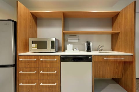 Fridge, microwave, dishwasher, coffee/tea maker