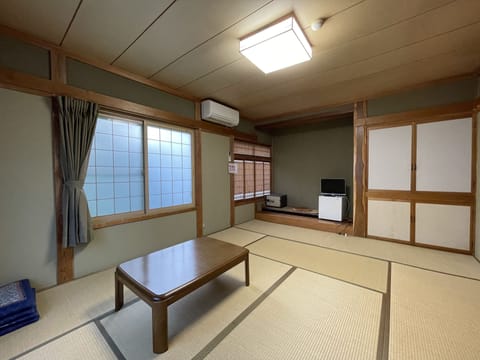 Japanese Style Room A | In-room safe, soundproofing, free WiFi, bed sheets