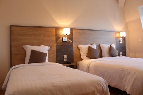 Minibar, in-room safe, desk, soundproofing